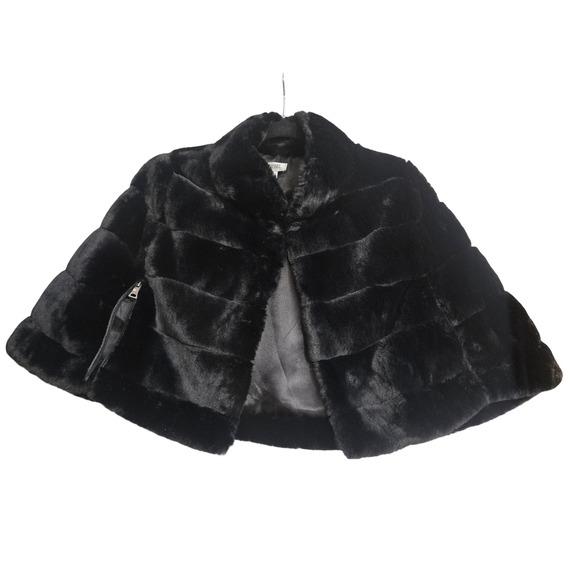Badgley Mischka Jackets & Blazers - Badgley Mischka Black Faux Fur Capelet Zipper Arm Slits Small Outerwear Wrap